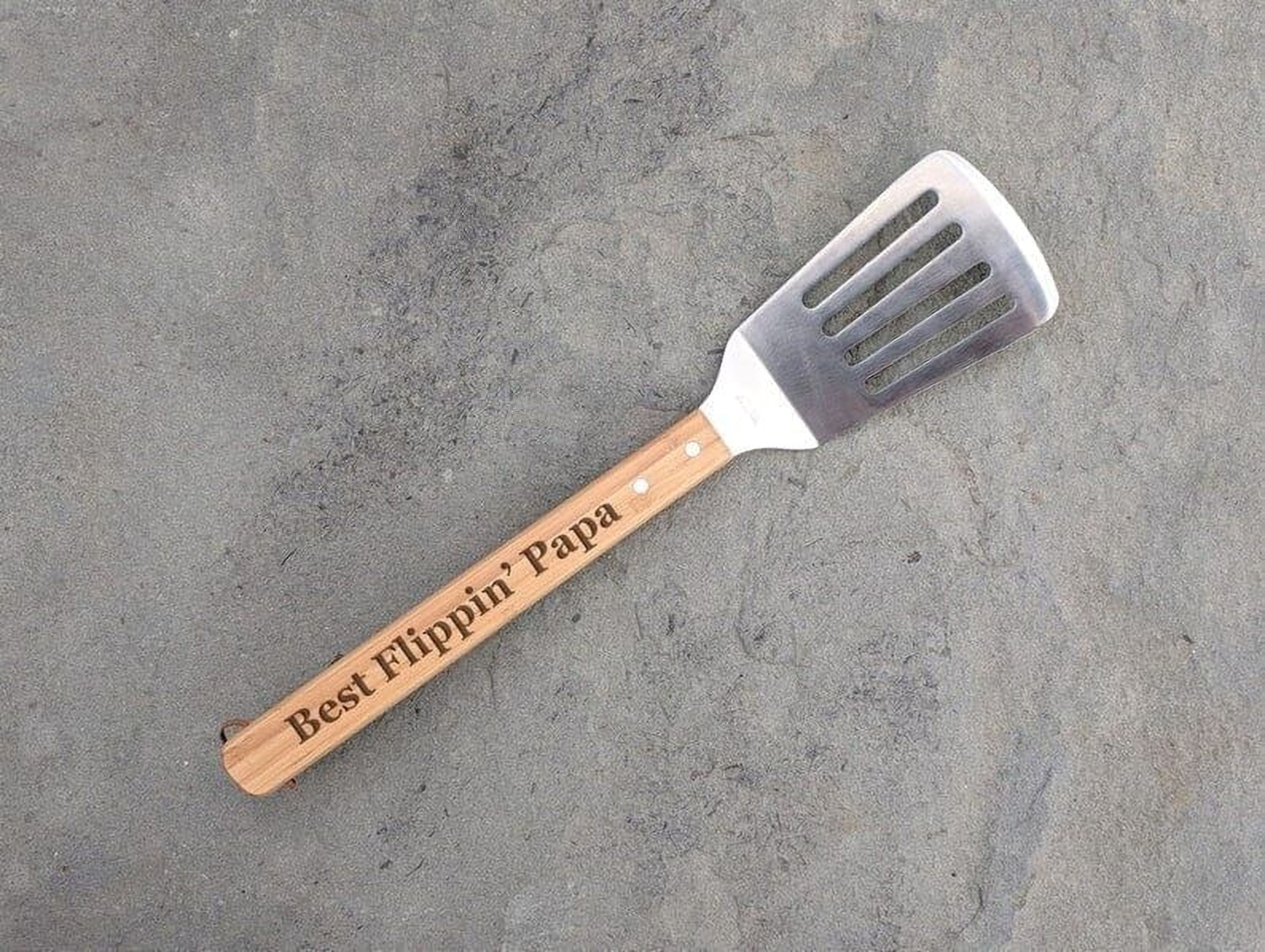 Best Flippin' Papa Uncle Dad Brother Spatula Grilling Barbecue Spatula Tool Unique Mother's / Father's Day Gift Outdoor BBQ Signature Cutouts 